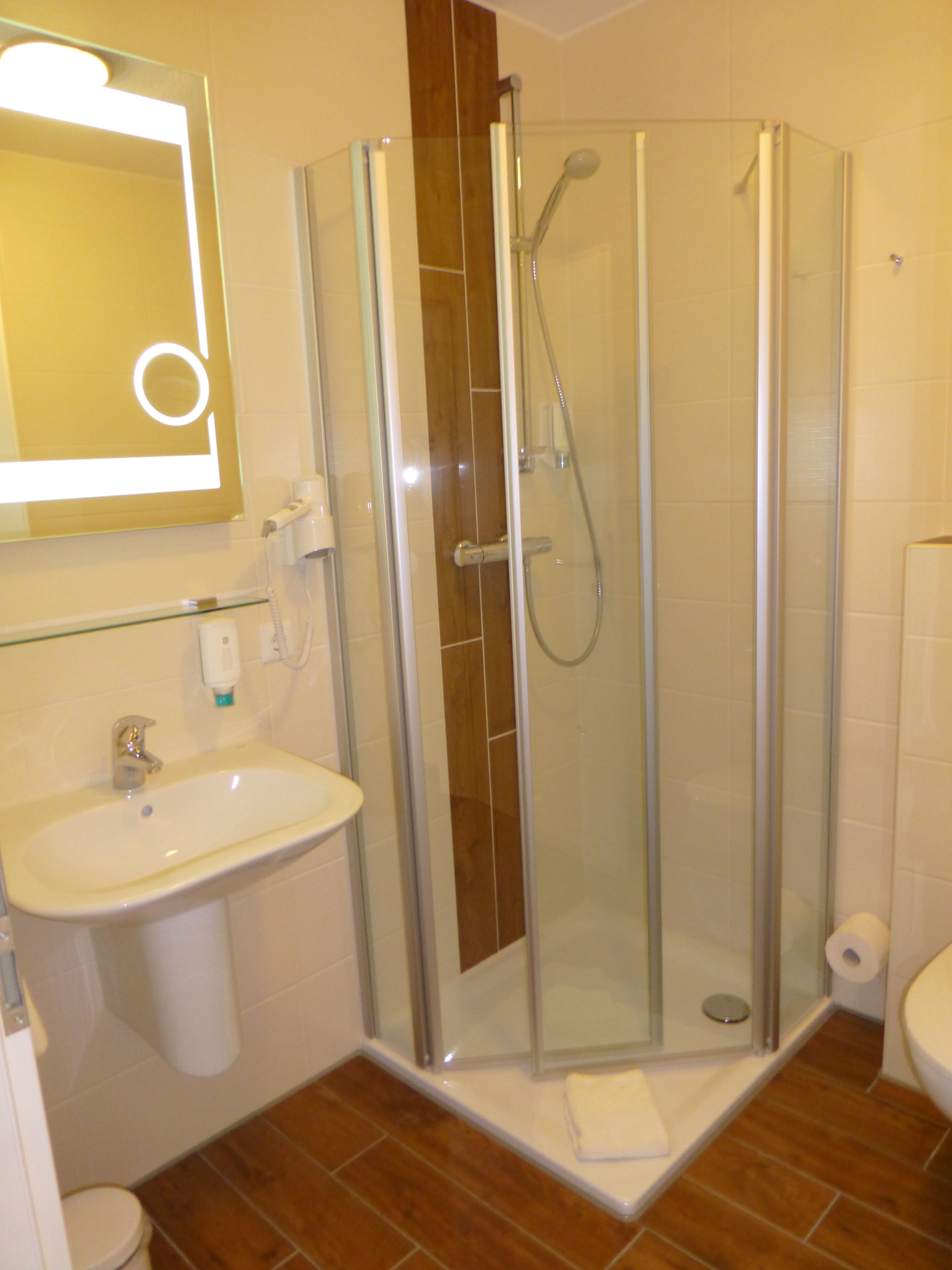 double room single use, balcony | bathroom | shower, free toiletries, hair dryer, towels