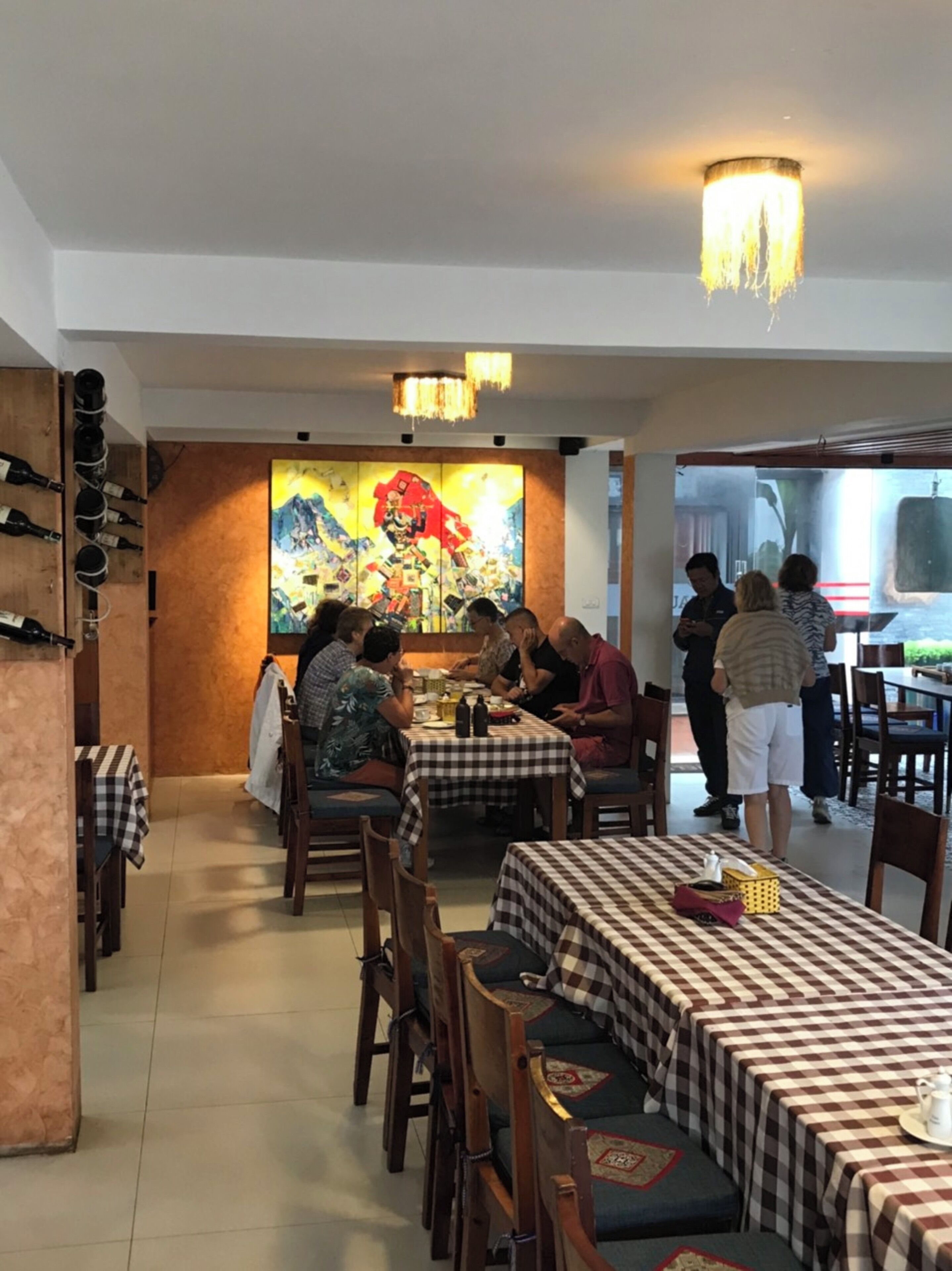 breakfast, lunch, dinner served; vietnamese cuisine