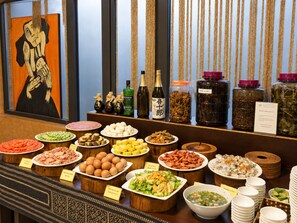 뷔페 아침 식사