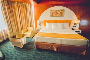 Presidential Room | Egyptian cotton sheets, premium bedding, minibar, desk - Grand Palace Hotel Butuan (Butuan)