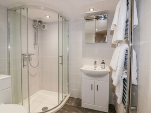 Cottage, Private Bathroom | Bathroom - The Weary Friar (Saltash)