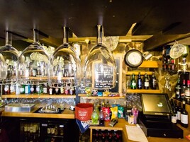 Bar (en la propiedad)