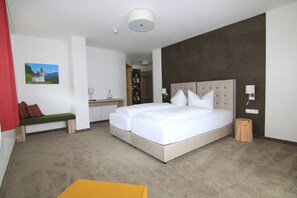 Desk, free WiFi, bed sheets