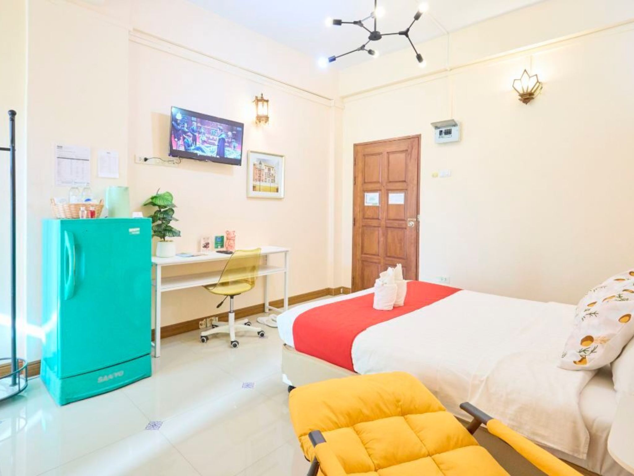 Studio Double Room with Balcony