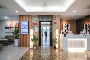 Lobby - SCN City Hotel (Ban Chang)