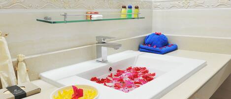 Banyo lavabosu