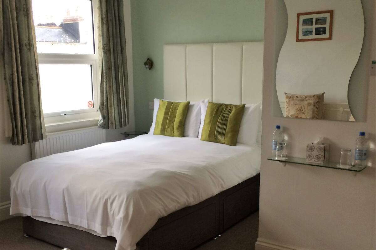 Family Room, 1 Bedroom | Free WiFi