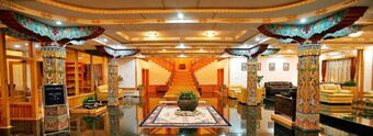 Tashi Namgay Grand
