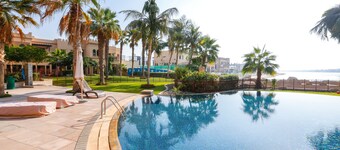 Kennedy Towers - Canal Cove N