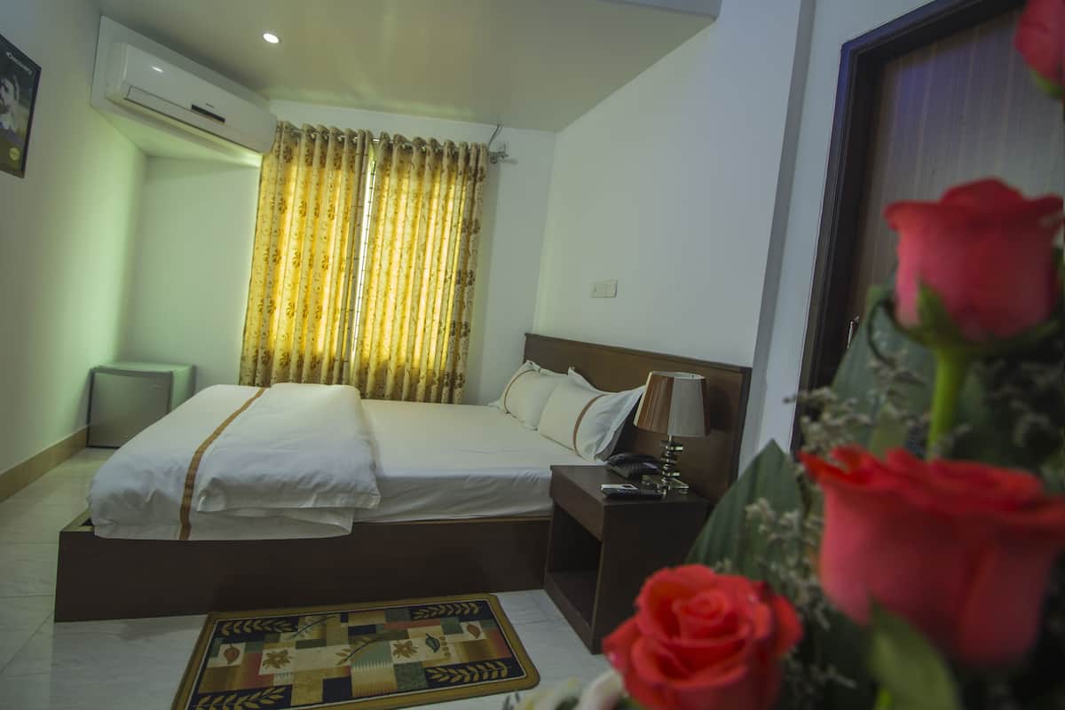 1 quarto, frigobar, cofres nos quartos, individualmente mobiliados