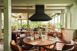 Restaurant - Mill on the Exe (Exeter)