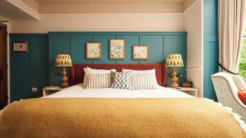 Signature Double Room | Premium bedding, minibar, desk, soundproofing