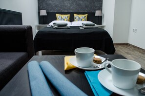 Luxury Studio Suite, 1 Double Bed (Studio 18) | 1 bedroom, premium bedding, individually decorated