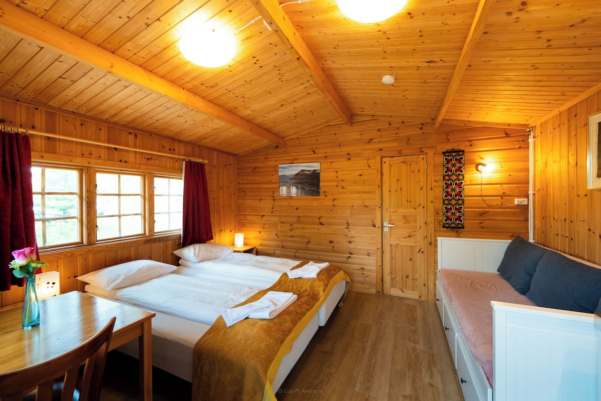 economy cabin | 1 bedroom, laptop workspace, soundproofing, iron/ironing board