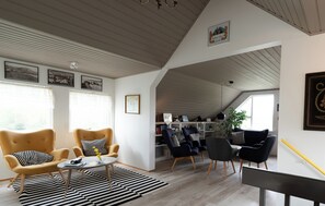 บริเวณนั่งเล่นที่ล็อบบี้