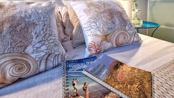 Double Room, Private Bathroom, Patio View (B) | Individually decorated, individually furnished, blackout curtains