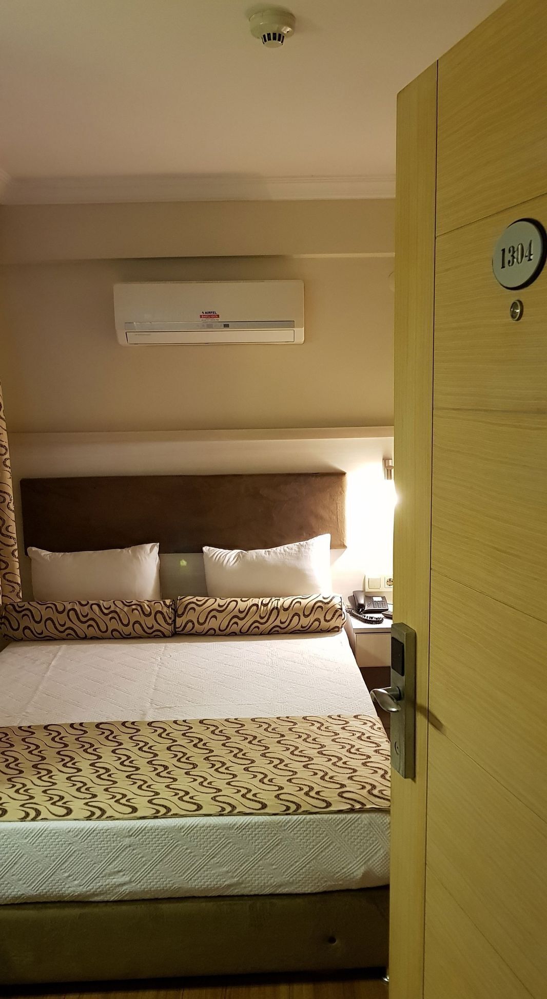 Premium bedding, free minibar items, desk, soundproofing