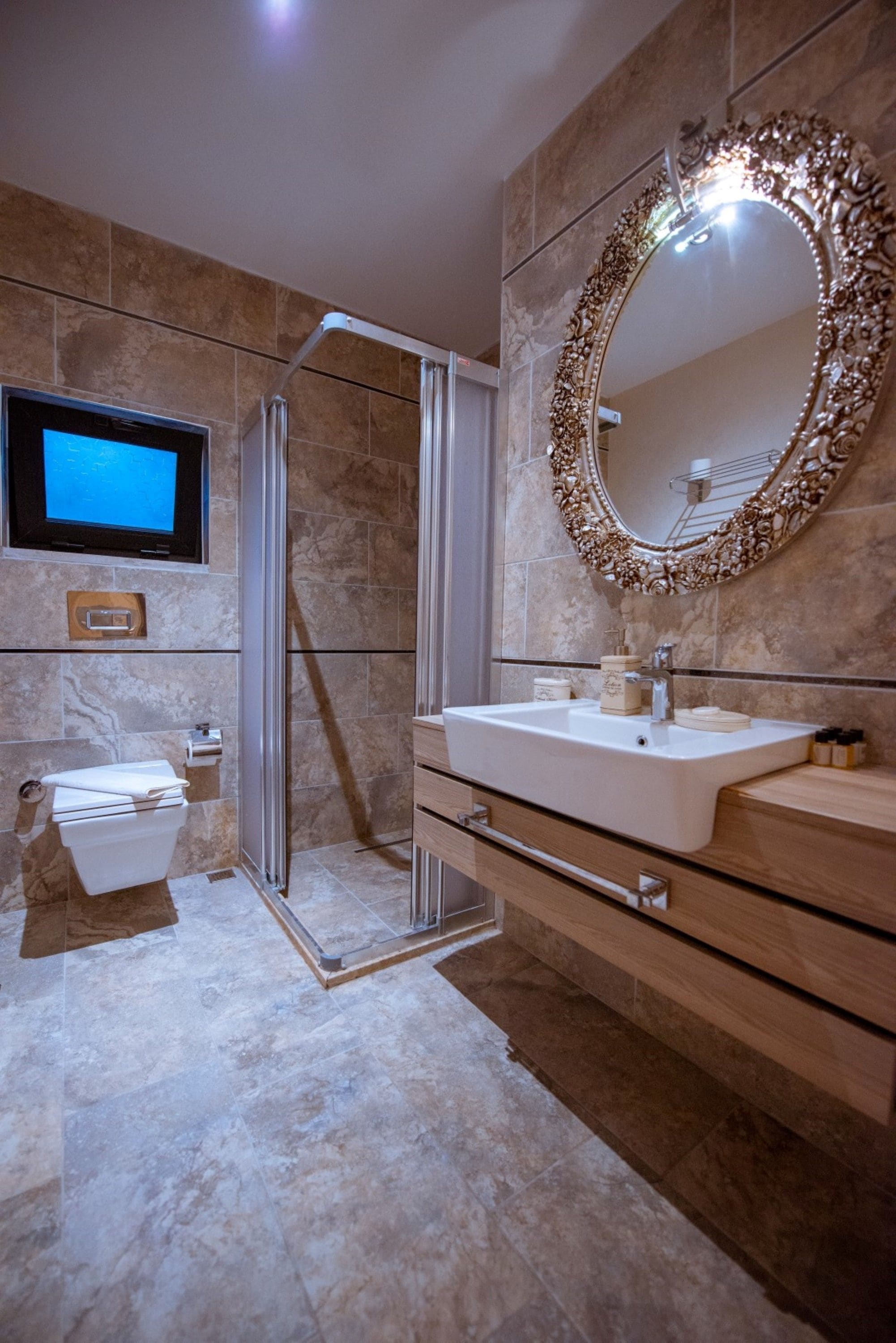 family quadruple room, sea view | bathroom | shower, free toiletries, hair dryer, slippers