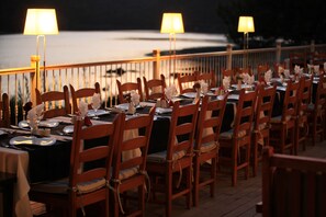 2 restaurants servant le petit déjeuner