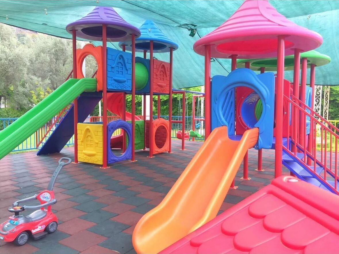 children’s play area – outdoor