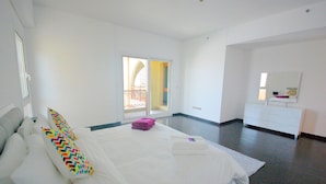 Unclassified image, 5 of 16, button - Kennedy Towers - Marina Residences 6 (Dubai)