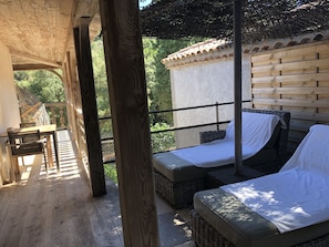 Deluxe double room with private terrace | Terrace/patio