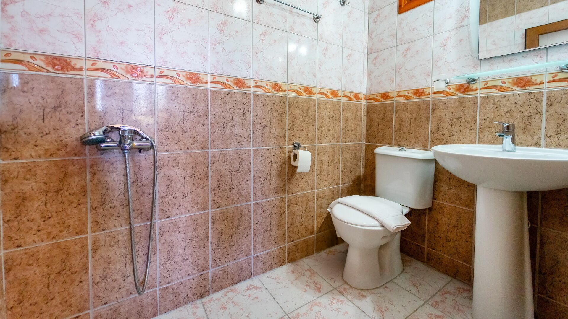 standard triple room | bathroom | shower, hair dryer, slippers, towels