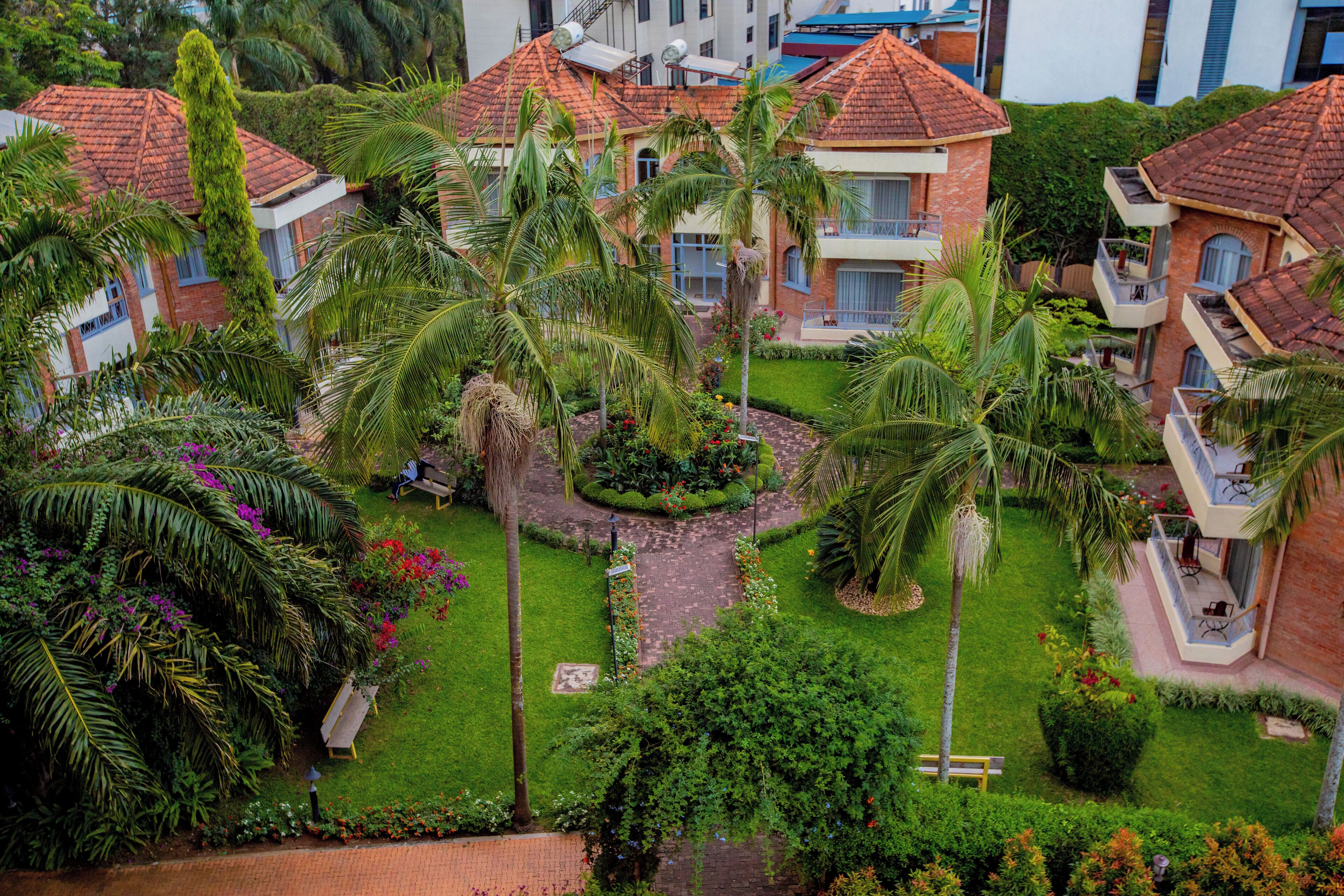 comfort single room | 1 bedroom, minibar, in-room safe, desk