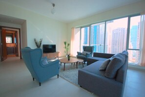 Appartement, 1 chambre | Salle de séjour | Télévision