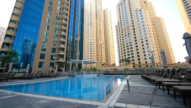 Outdoor pool - Kennedy Towers - Attessa (Dubai)