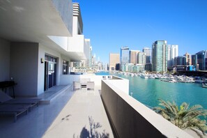 Balcony - Kennedy Towers - Marina Wharf (Dubai)