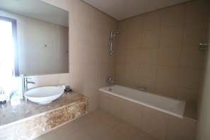 Apartment, 2 Bedrooms | Bathroom | Shower, free toiletries, towels - E&T Holiday Homes - Hiliana (Dubai)