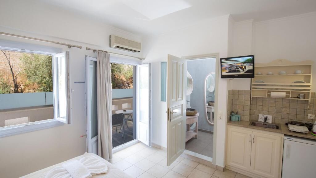 Photo - Erato Apartments