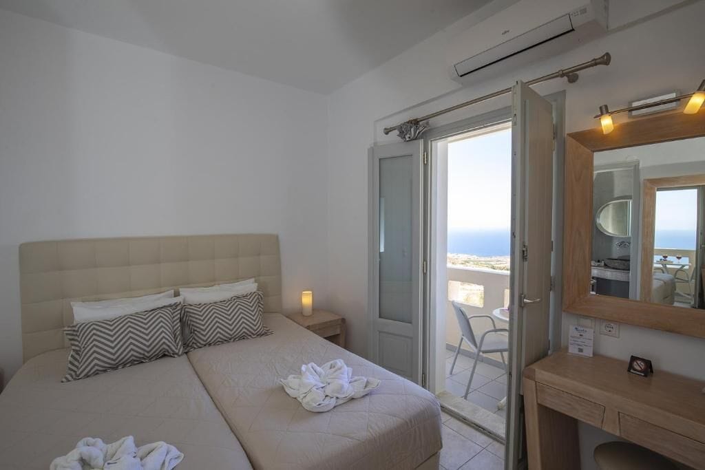 Photo - Erato Apartments