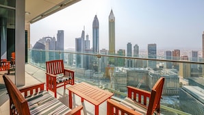 Apartment, 1 Bedroom | Balcony - Kennedy Towers - Burj Daman (Dubai)