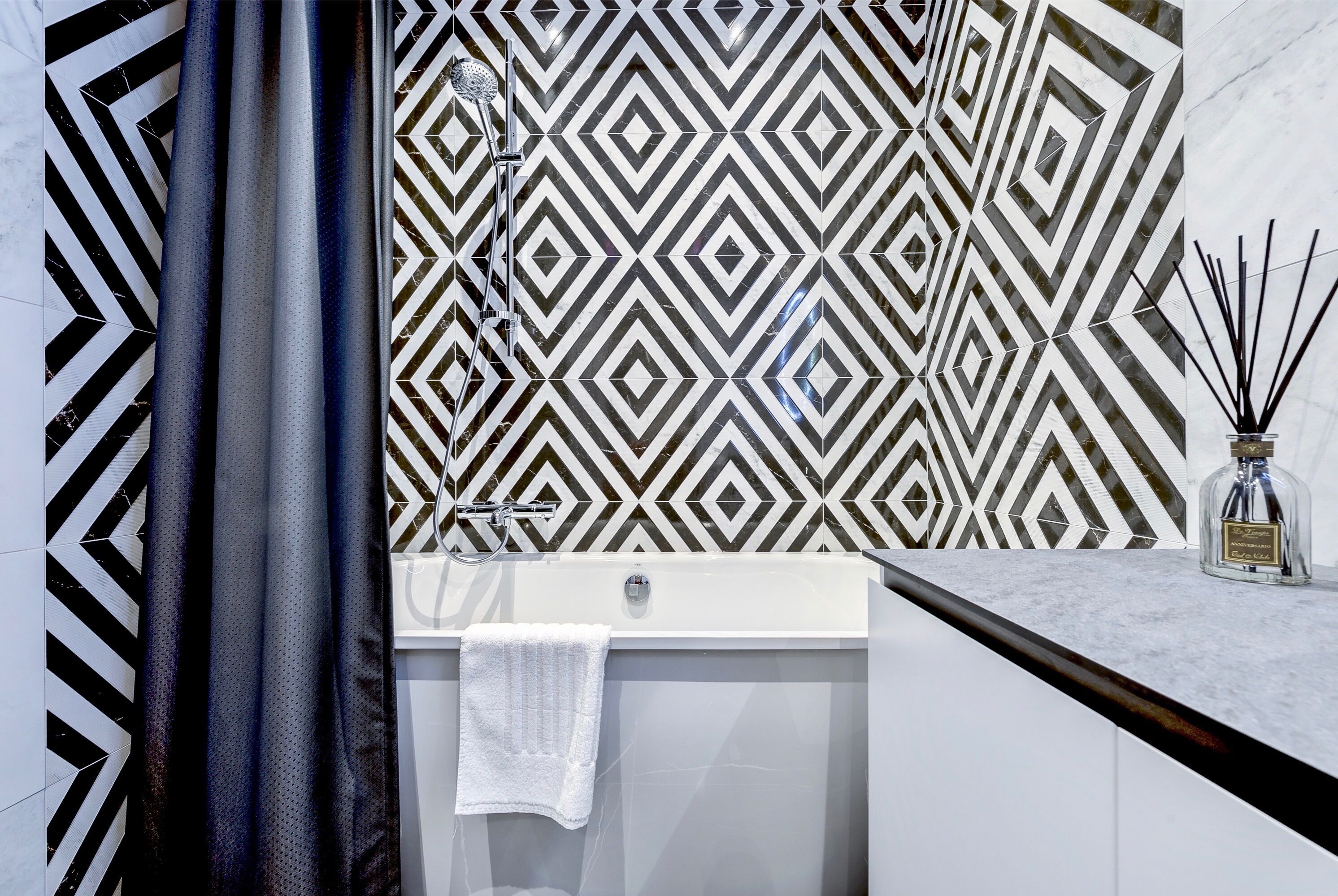 luxury apartment town hall sq. view didzioji st.20 | bathroom shower