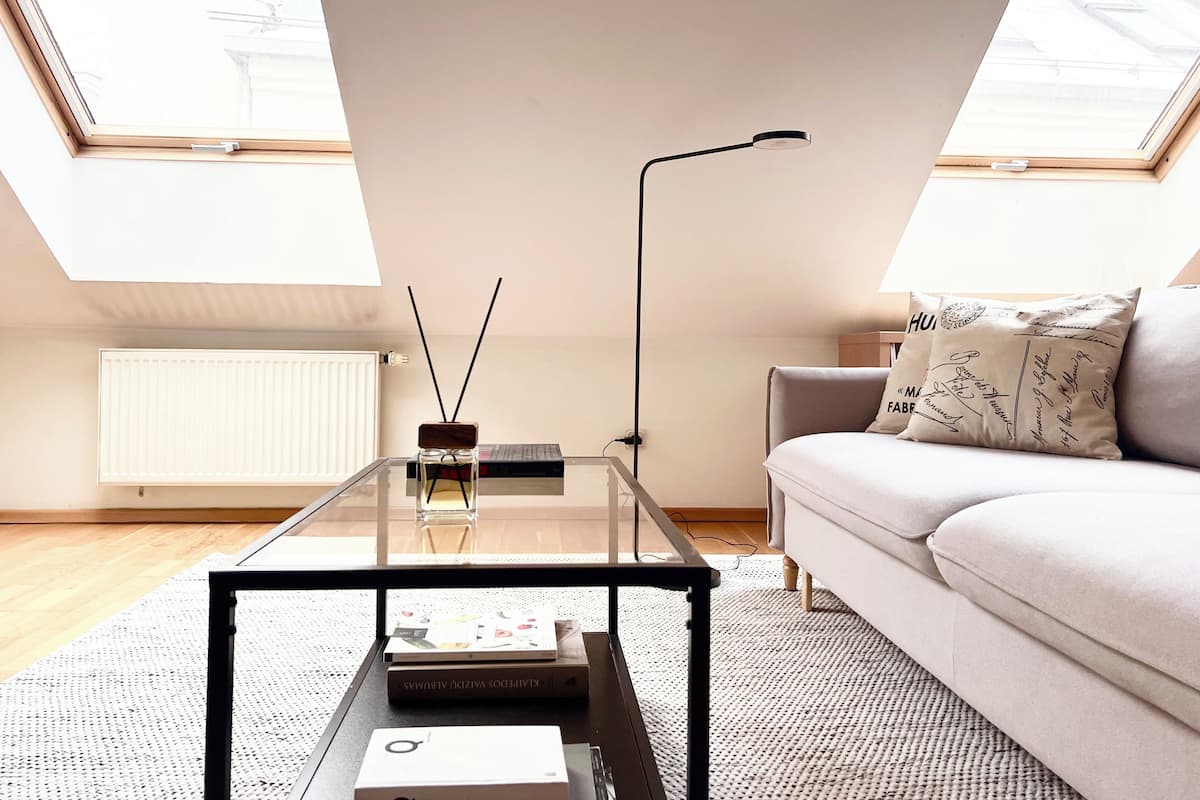 Beautiful One Bedroom Apartment Mesiniu St.3 | Premium bedding, individually decorated, individually furnished