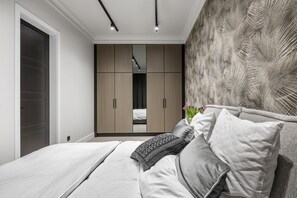 Luxury Apartment Town Hall sq. View Didzioji St.20 - Vilnius Apartments & Suites Old Town (Vilnius)