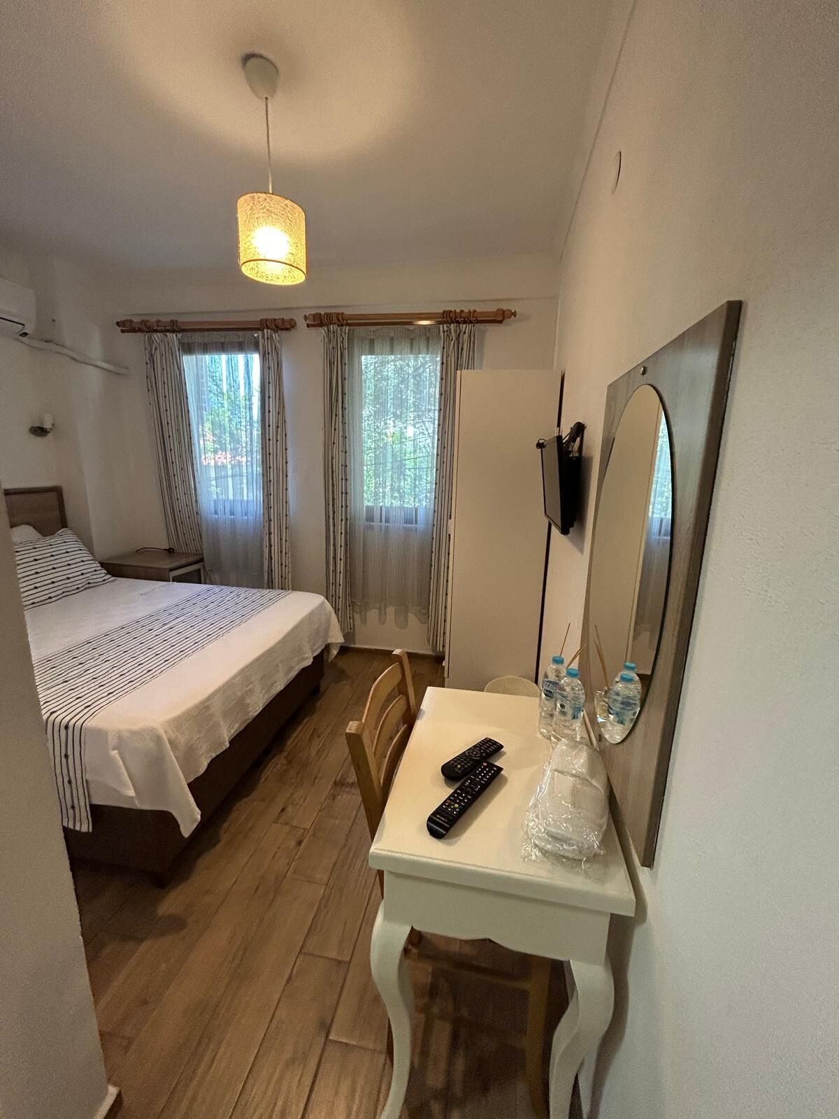 standard double room | 1 bedroom, laptop workspace, free wifi, bed sheets