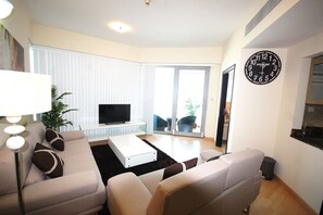 Apartment, 2 Schlafzimmer | Wohnzimmer