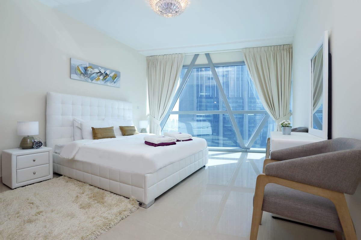 Apartment, 1 Queen Bed, Pool Access