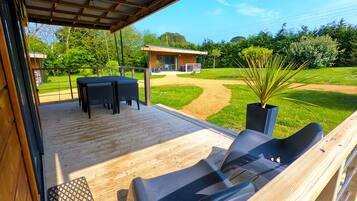 Deluxe Chalet, 2 Bedrooms, Terrace (Baobab) | Terrace/patio