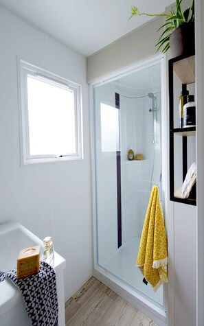 Standard Cottage, 2 Bedrooms, Terrace (Manoa) | Bathroom | Shower, hydromassage showerhead, eco-friendly toiletries, hair dryer