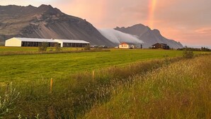 Exterior - Seljavellir Guesthouse (Höfn)