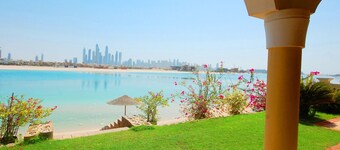 Kennedy Towers - Frond M Villa