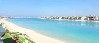 Kennedy Towers - Frond E Villa