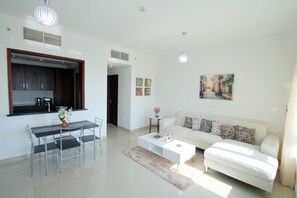 Apartment, 1 Bedroom | Living area