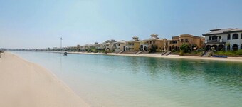 Kennedy Towers - Frond P Villa