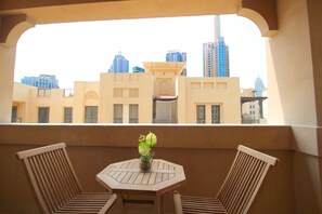 Apartment, 2 Bedrooms | Balcony - Kennedy Towers - Kamoon 2 (Dubai)