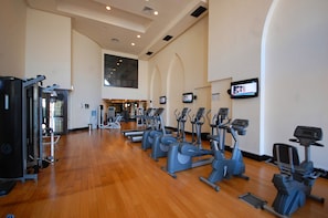 Apartment, 2 Bedrooms | In-room safe, blackout drapes, iron/ironing board, free WiFi